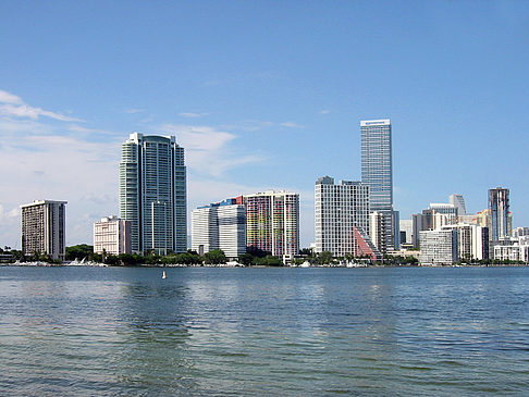 Blick vom Wasser auf Miami