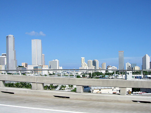 Blick von den Straßen auf Miami